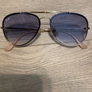 RAY-BAN'S Gradient Blue Aviators